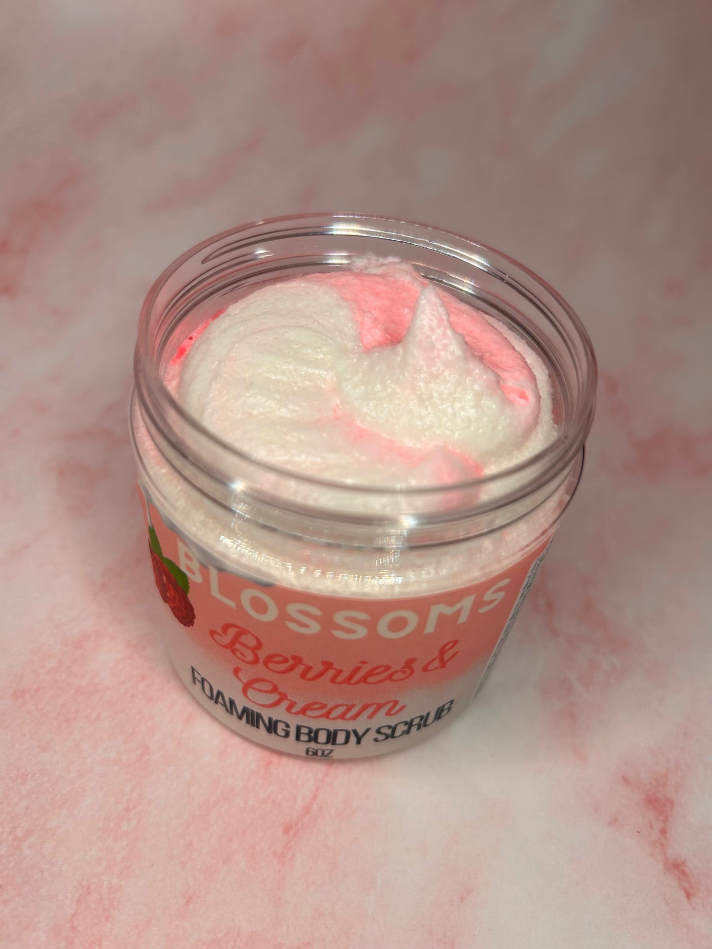 ‘Berries & cream’ foaming body scrub