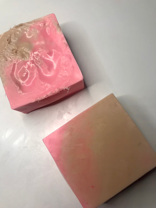 ‘Chocolate covered strawberries’ loofah soap bar